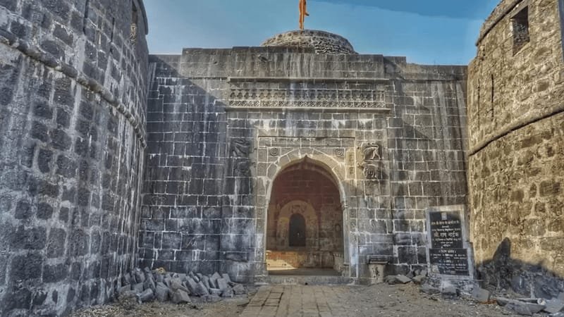 अर्नाला किल्ला