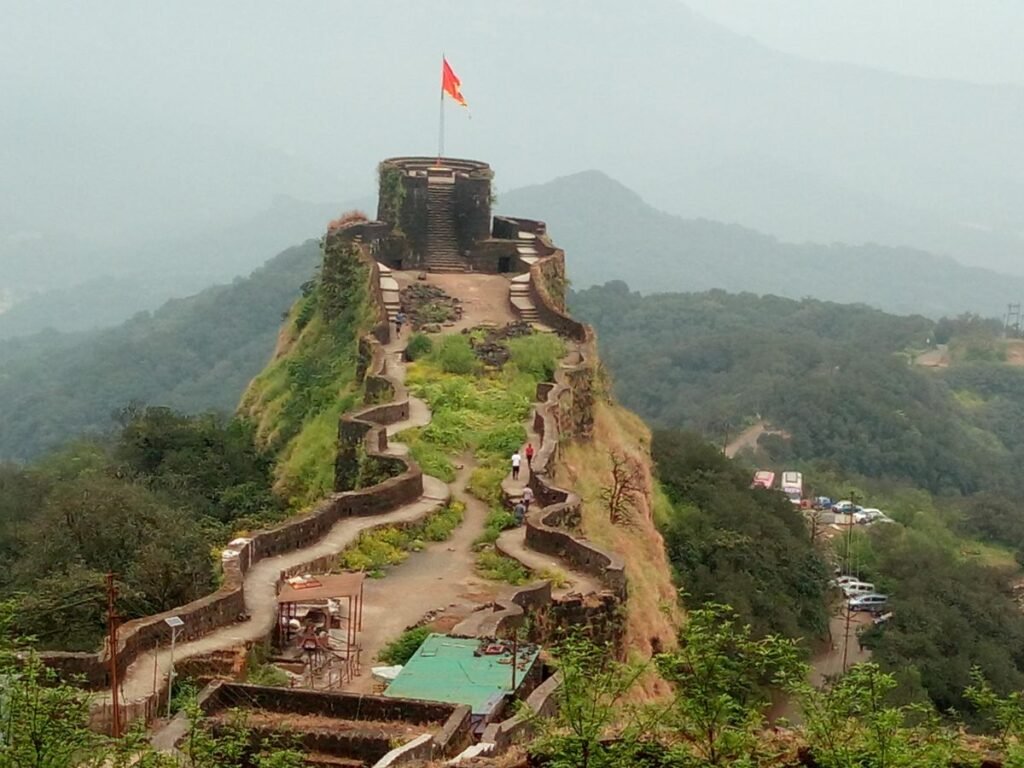 प्रतापगड किल्ला