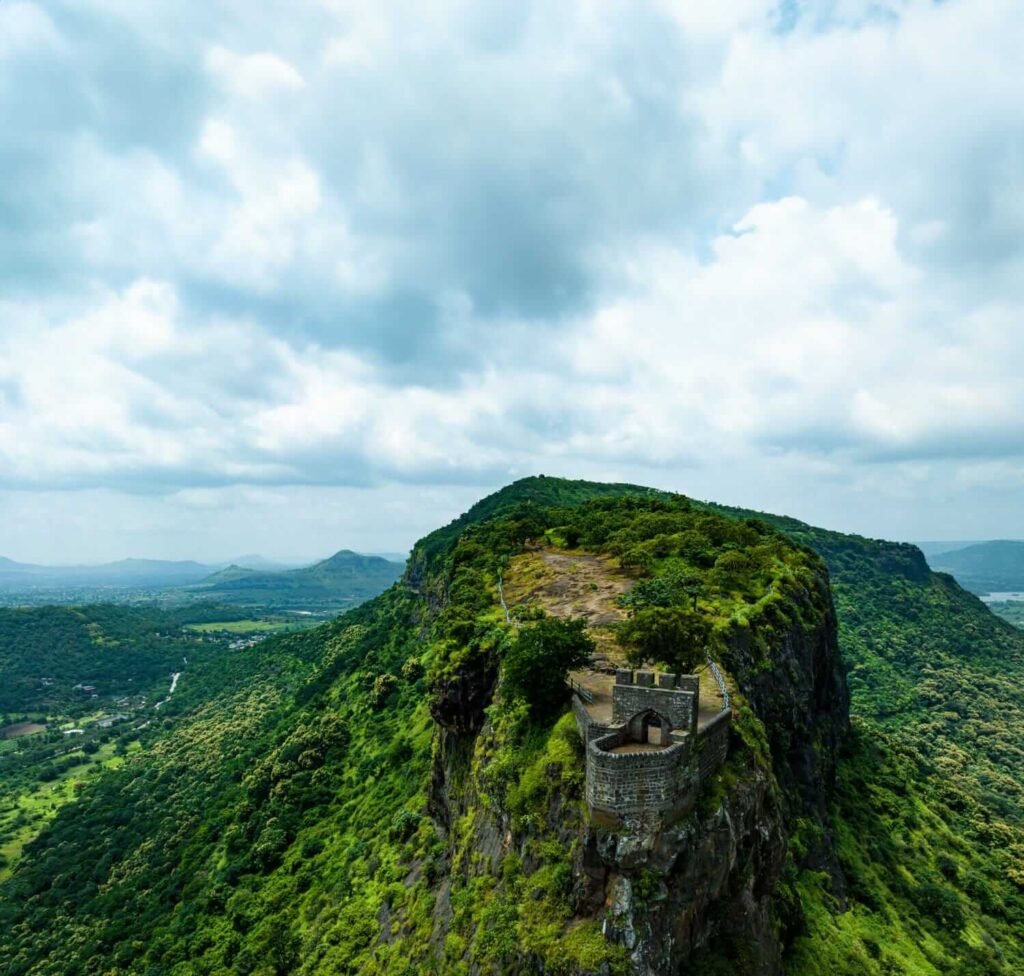 शिवनेरी किल्ला